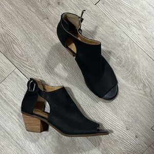 Lucky Brand Black Heeled Peep-Toe Boots
